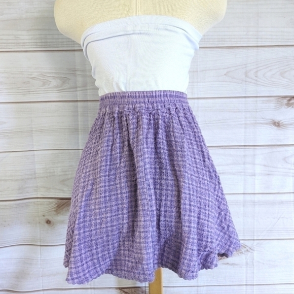Urban Outfitters Smocked Plaid Gingham Mini Skater Skirt in Purple Size Small - Picture 10 of 10